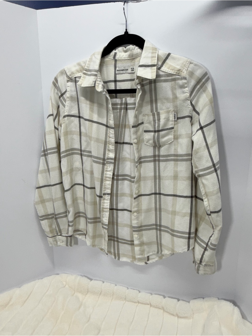 Abercrombie- Boys 11-12 - Casual Plaid Button-Up Shirt - soft!